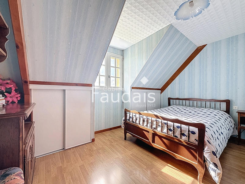 Maison - 135 m² - 7 pièces