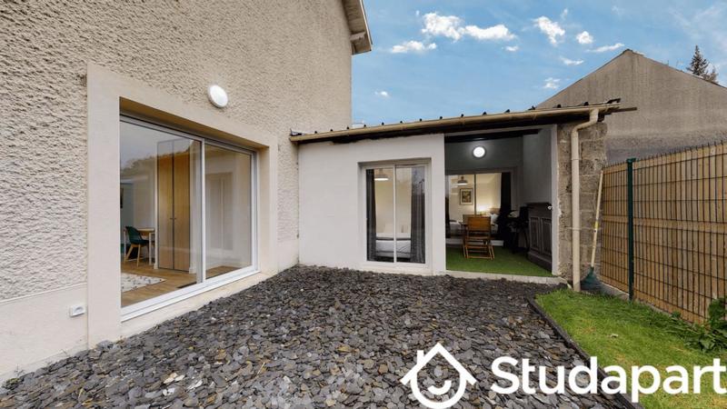 Chambre - 14 m² - 1 pièce