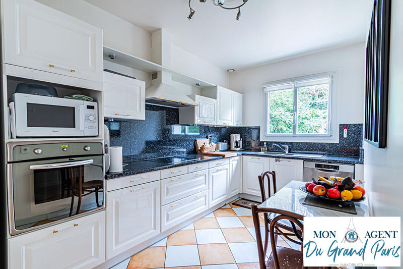 Maison - 160 m² - 6 pièces