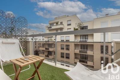 Appartement - 97 m² - 4 pièces