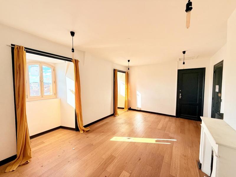 Immeuble - 500 m² - 16 pièces