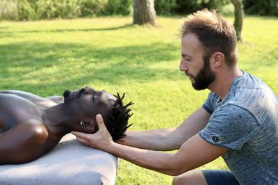 Massage by Ben Annecy