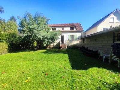 Pavillon - 150 m² - 7 pièces