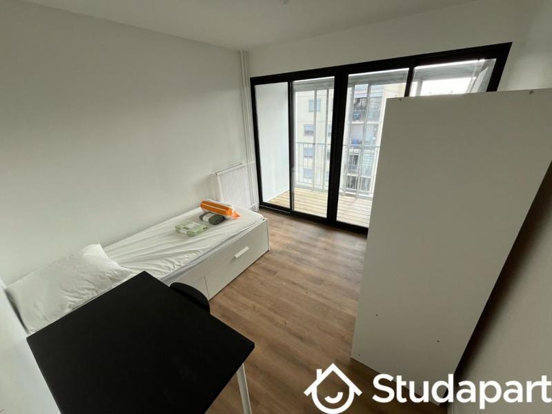 Chambre - 11 m² - 1 pièce