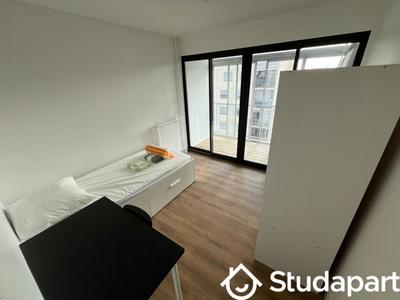 Chambre - 11 m² - 1 pièce