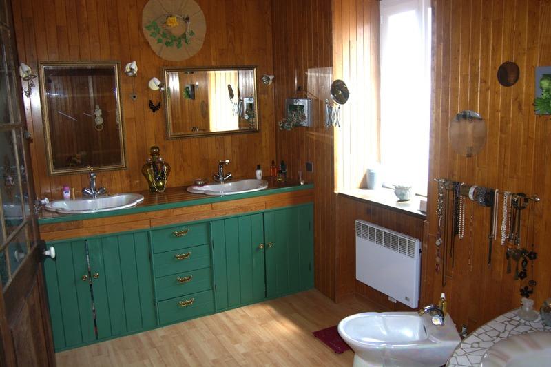 Maison - 270 m² - 6 pièces