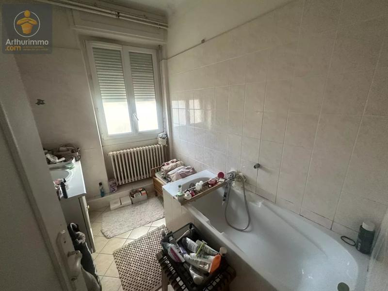 Appartement - 67 m² - 2 pièces