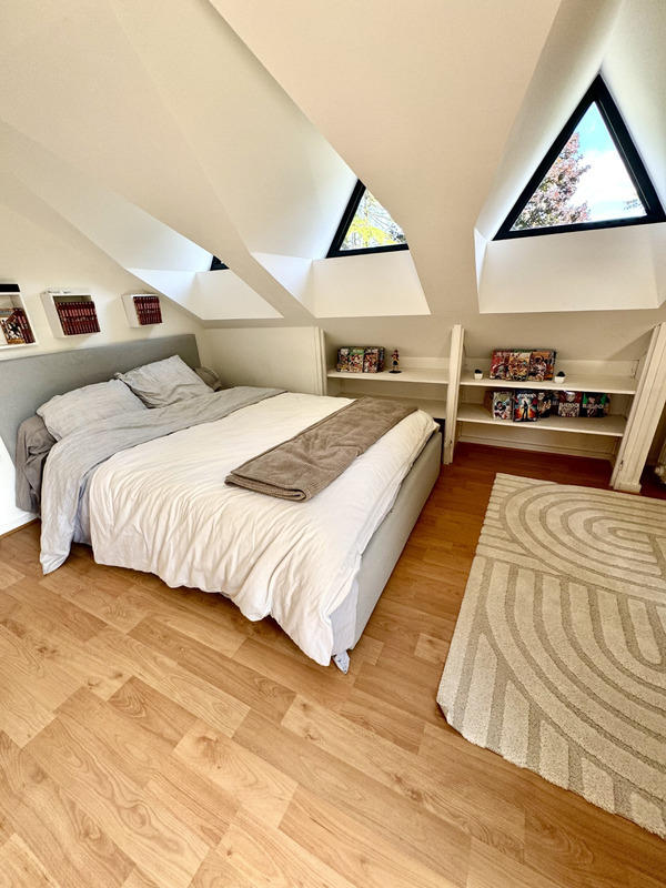 Maison - 311 m² - 8 pièces