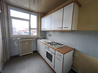 Appartement - 65 m² - 4 pièces