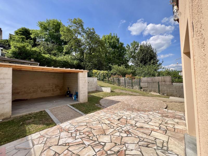 Maison - 101 m² - 5 pièces