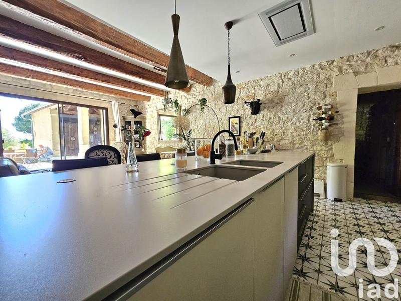 Maison - 356 m² - 11 pièces