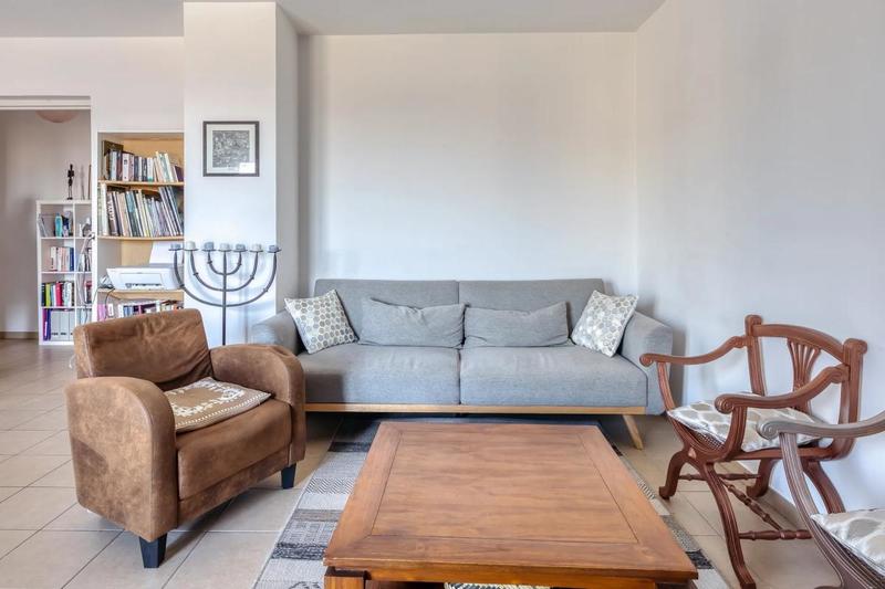 Appartement - 83 m² - 4 pièces