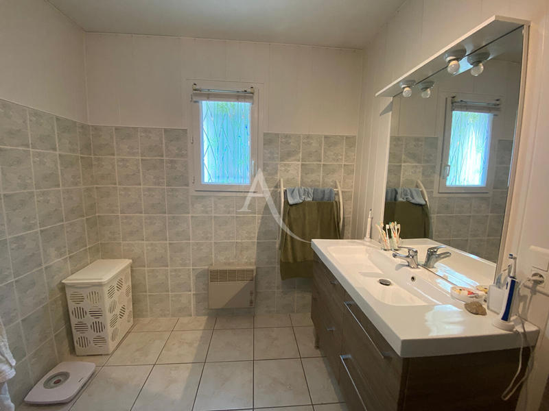 Maison - 140 m² - 6 pièces