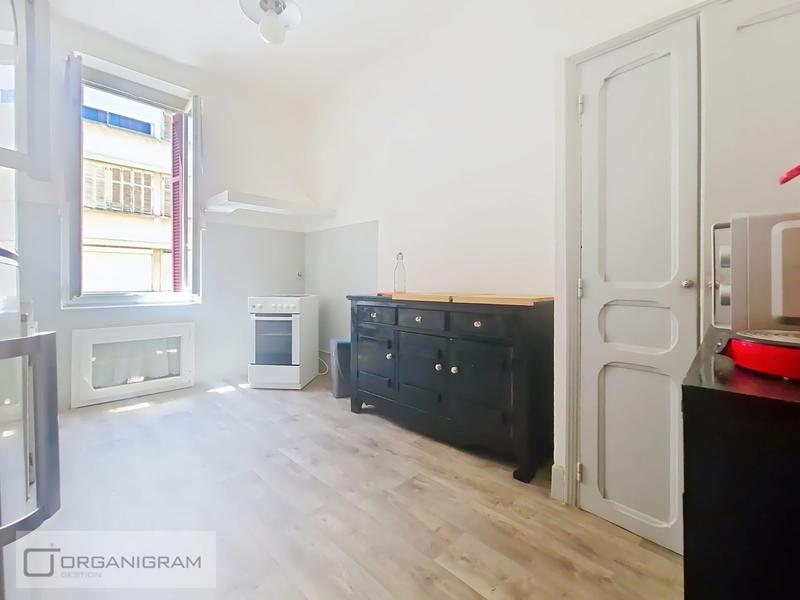 Appartement - 83 m² - 3 pièces