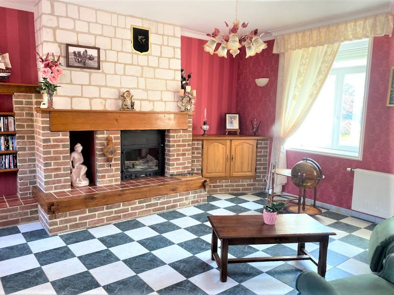 Propriété - 10 000 m² - 8 pièces