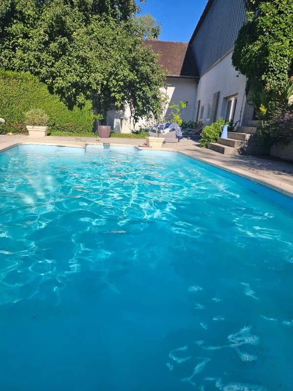 Maison - 245 m² - 12 pièces