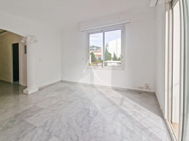 Appartement - 77 m² - 3 pièces