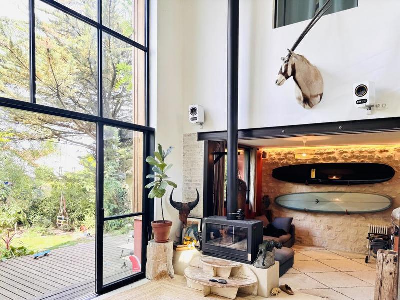 Maison - 200 m² - 6 pièces