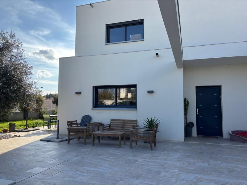 Villa - 150 m² - 4 pièces