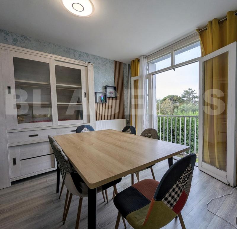 Appartement - 88 m² - 4 pièces