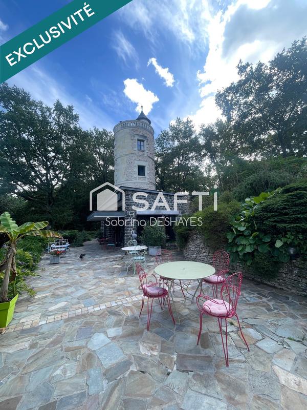 Maison - 180 m² - 8 pièces