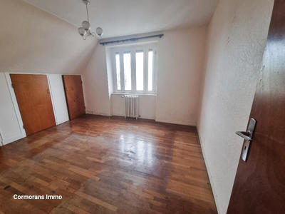 Maison - 162 m² - 6 pièces