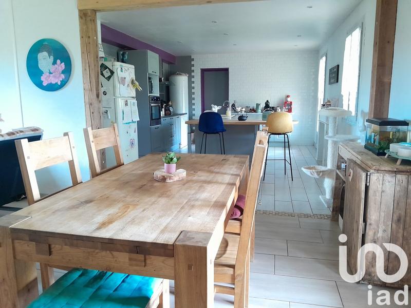 Maison - 140 m² - 8 pièces