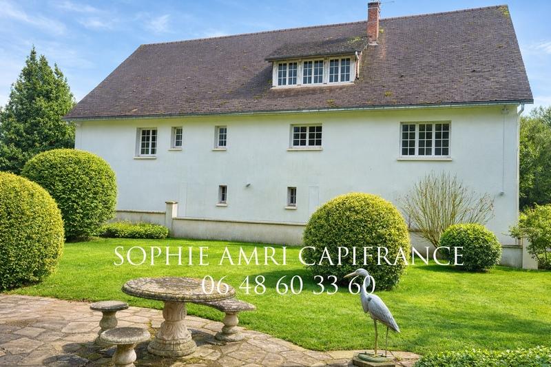 Maison - 511 m² - 9 pièces