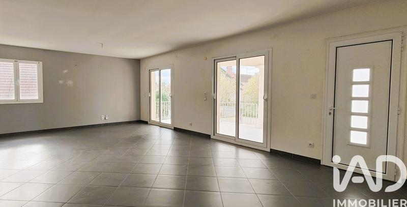 Maison - 120 m² - 5 pièces