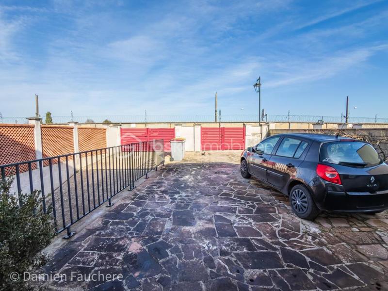 Maison traditionnelle - 80 m² - 5 pièces