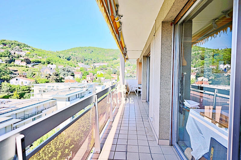 Appartement - 108 m² - 5 pièces