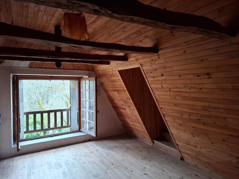 Maison - 180 m² - 8 pièces