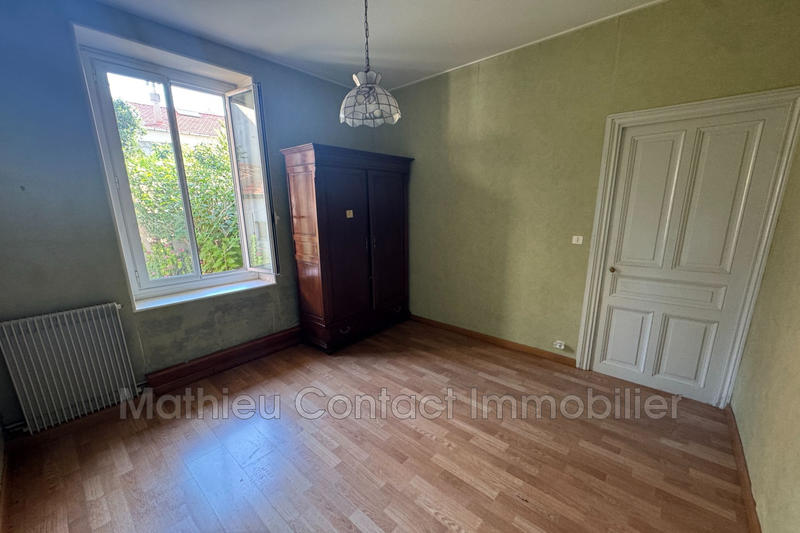 Appartement - 131 m² - 6 pièces