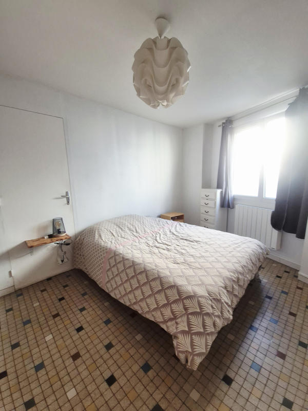 Maison - 214 m² - 8 pièces