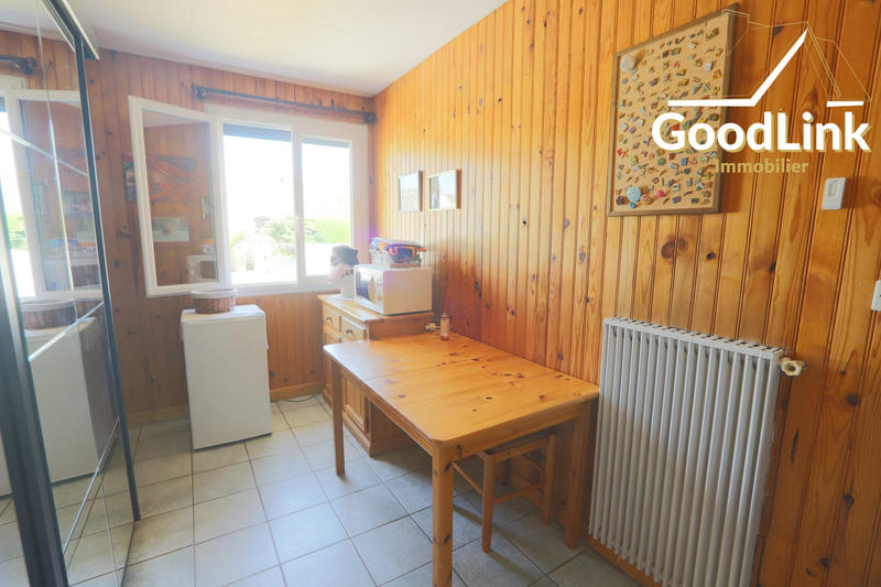 Maison - 99 m² - 5 pièces