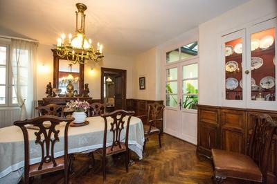 Propriété - 648 m² - 29 pièces