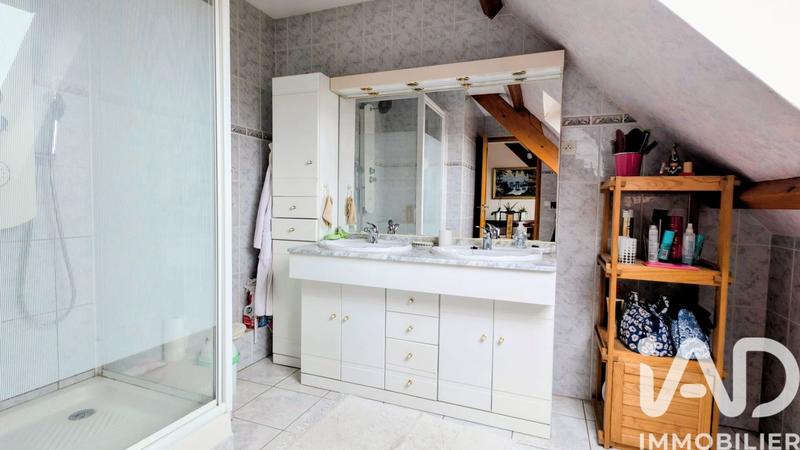 Maison - 135 m² - 6 pièces