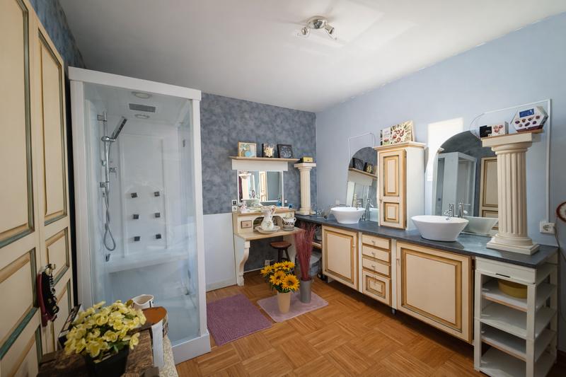 Maison - 175 m² - 5 pièces