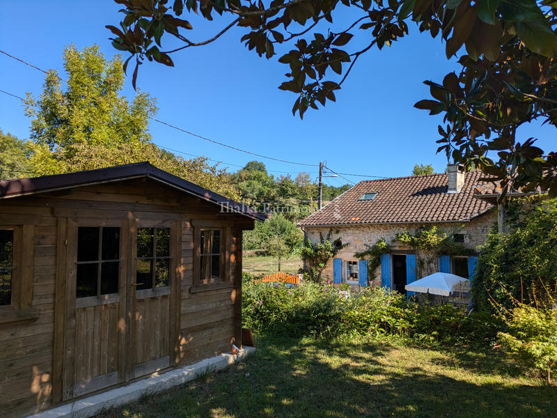 Maison - 213 m² - 7 pièces