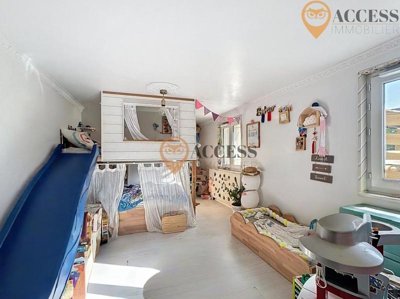 Maison - 108 m² - 5 pièces