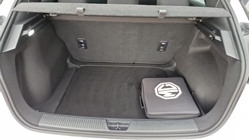 Mg Mg4 Electric 51kwh - 125 Kw 2wd Standard