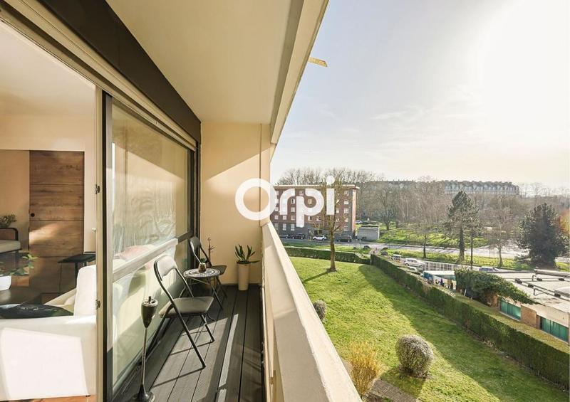 Appartement - 84 m² - 4 pièces