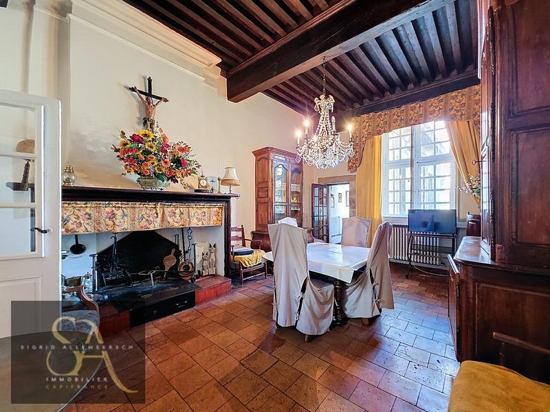 Immeuble - 1 100 m² - 15 pièces