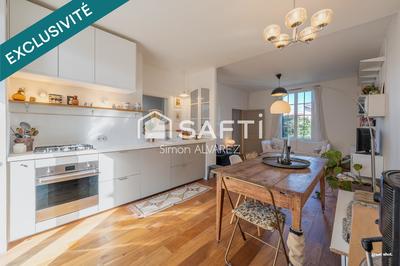 Maison - 92 m² - 5 pièces