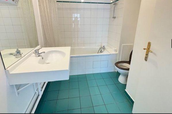 Studio - 30 m² - 1 pièce