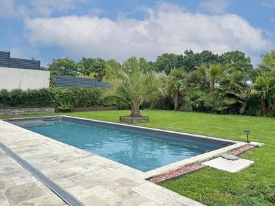 Villa - 189 m² - 7 pièces