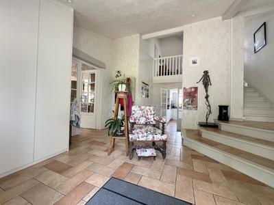 Maison en pierre - 195 m² - 8 pièces