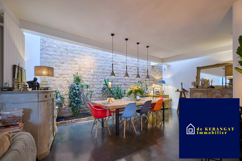 Villa - 238 m² - 8 pièces