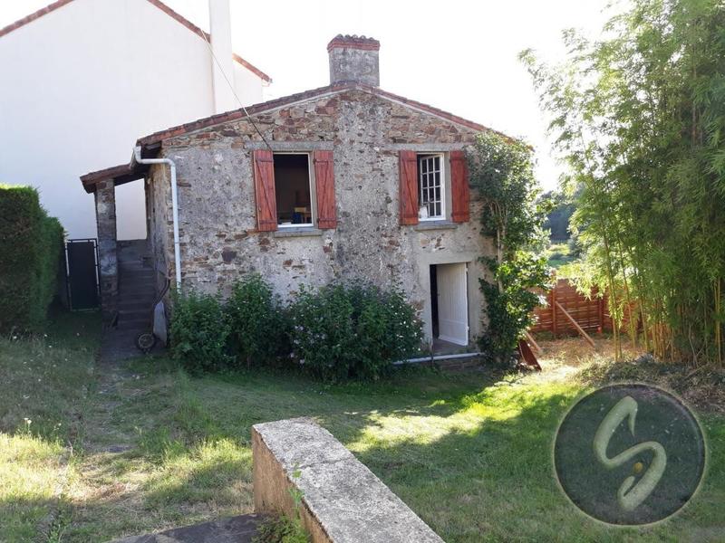 Maison - 168 m² - 6 pièces