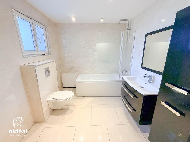 Maison - 157 m² - 5 pièces